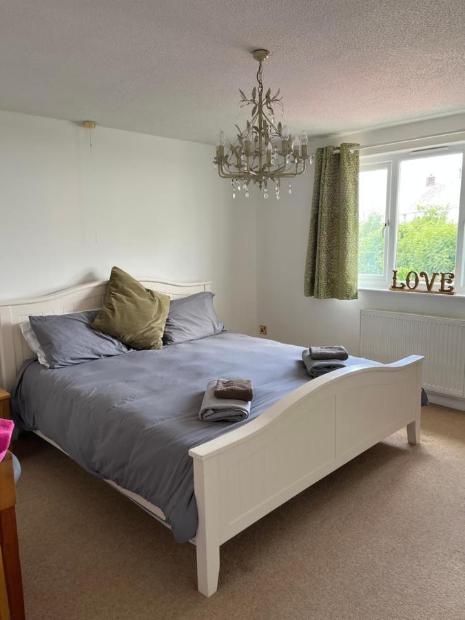 Holiday home In Buckland Brewer Near